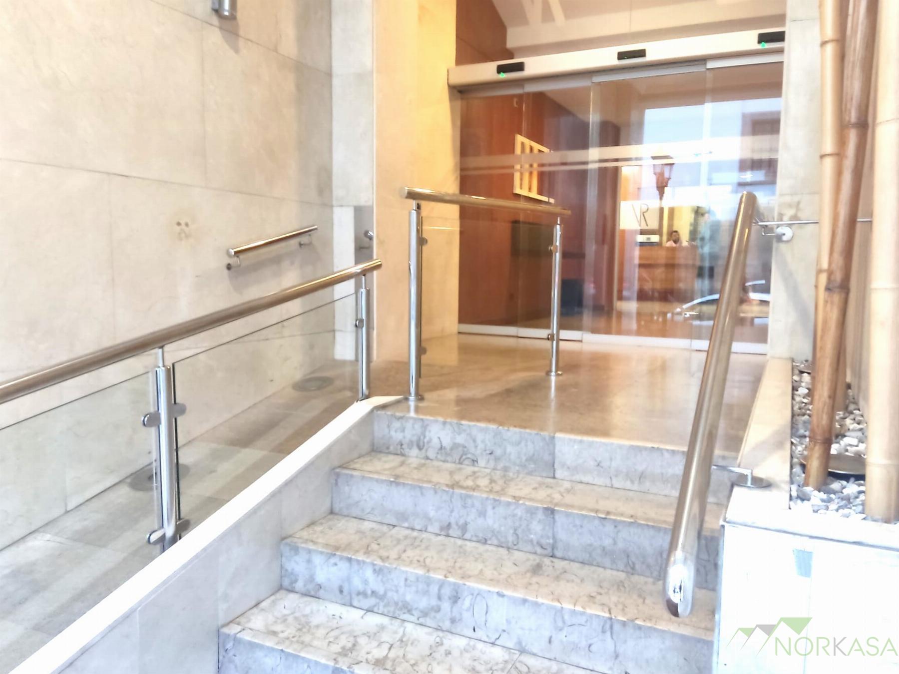 For sale of flat in Oviedo