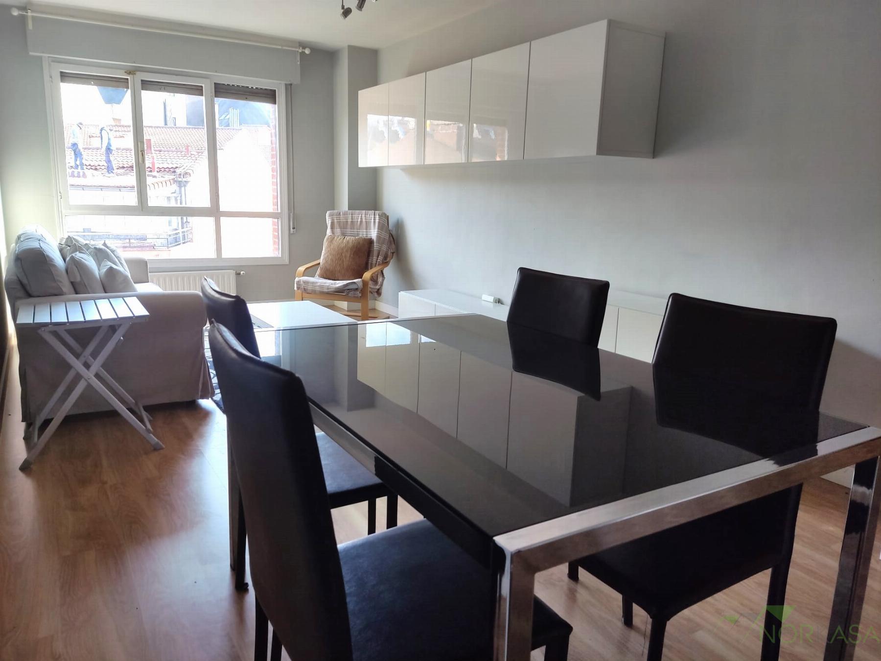 For rent of flat in Oviedo