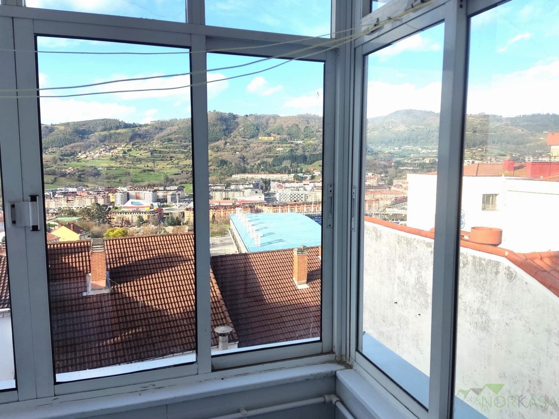 For rent of flat in Oviedo
