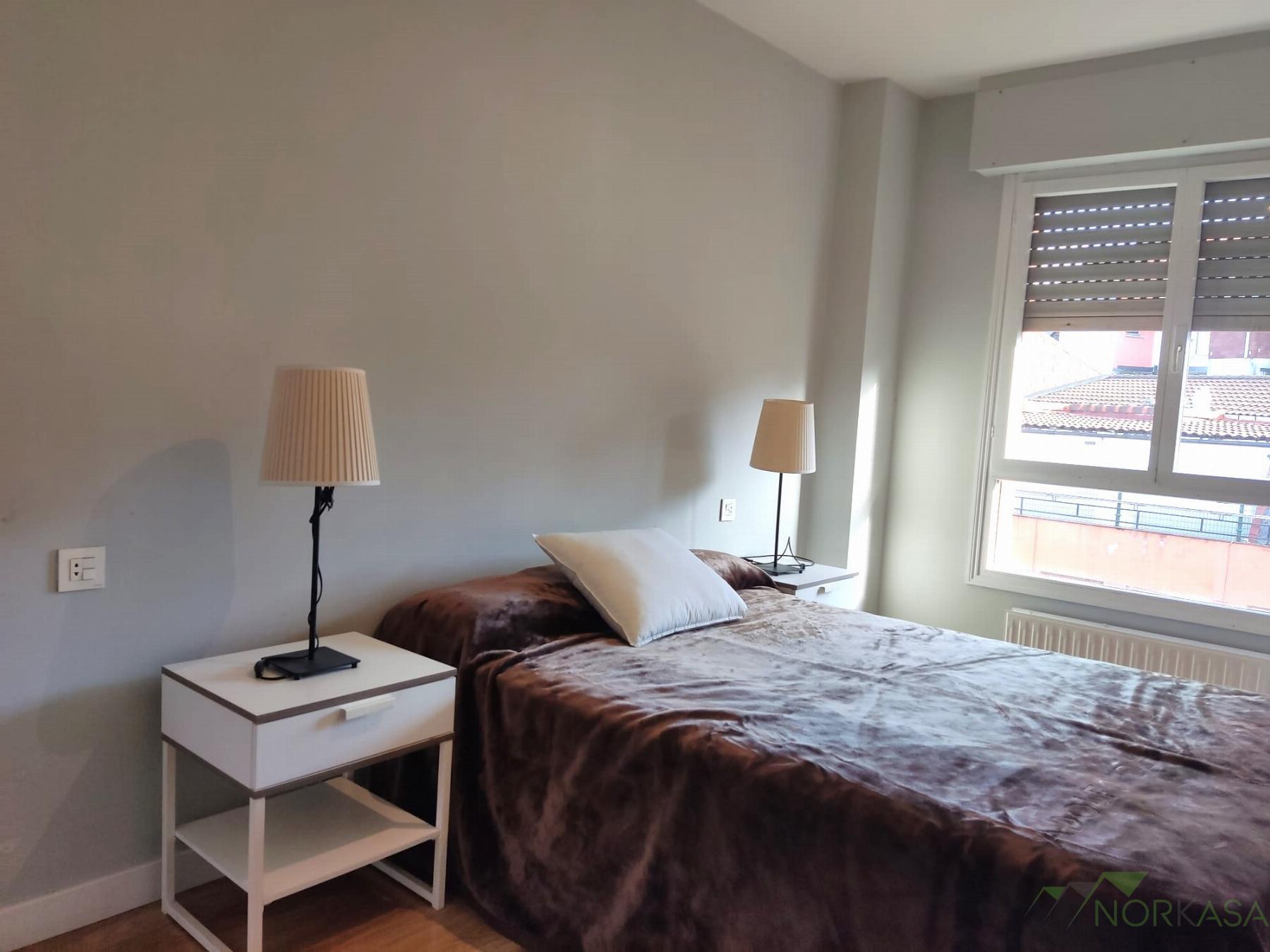 For rent of flat in Oviedo