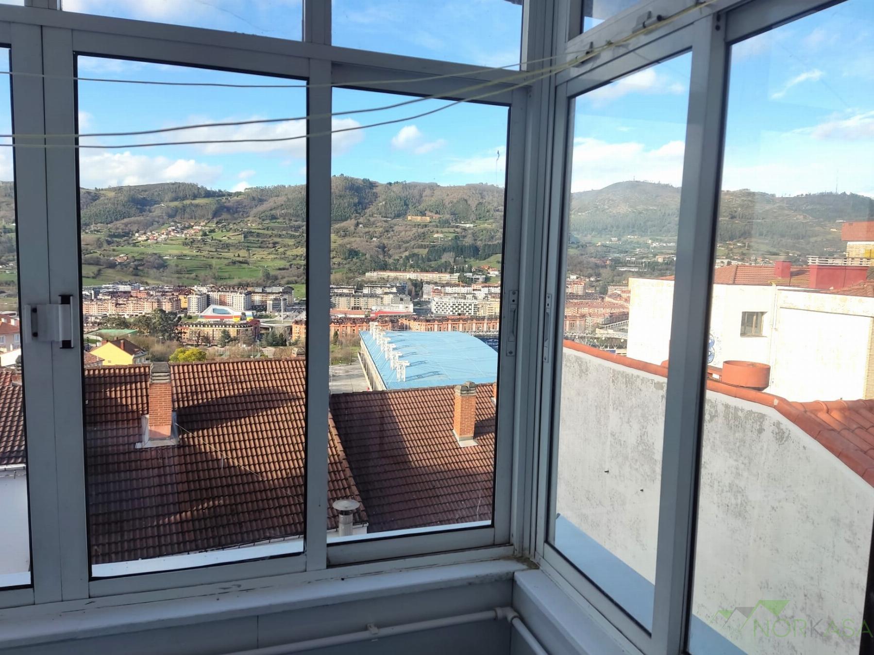For rent of flat in Oviedo