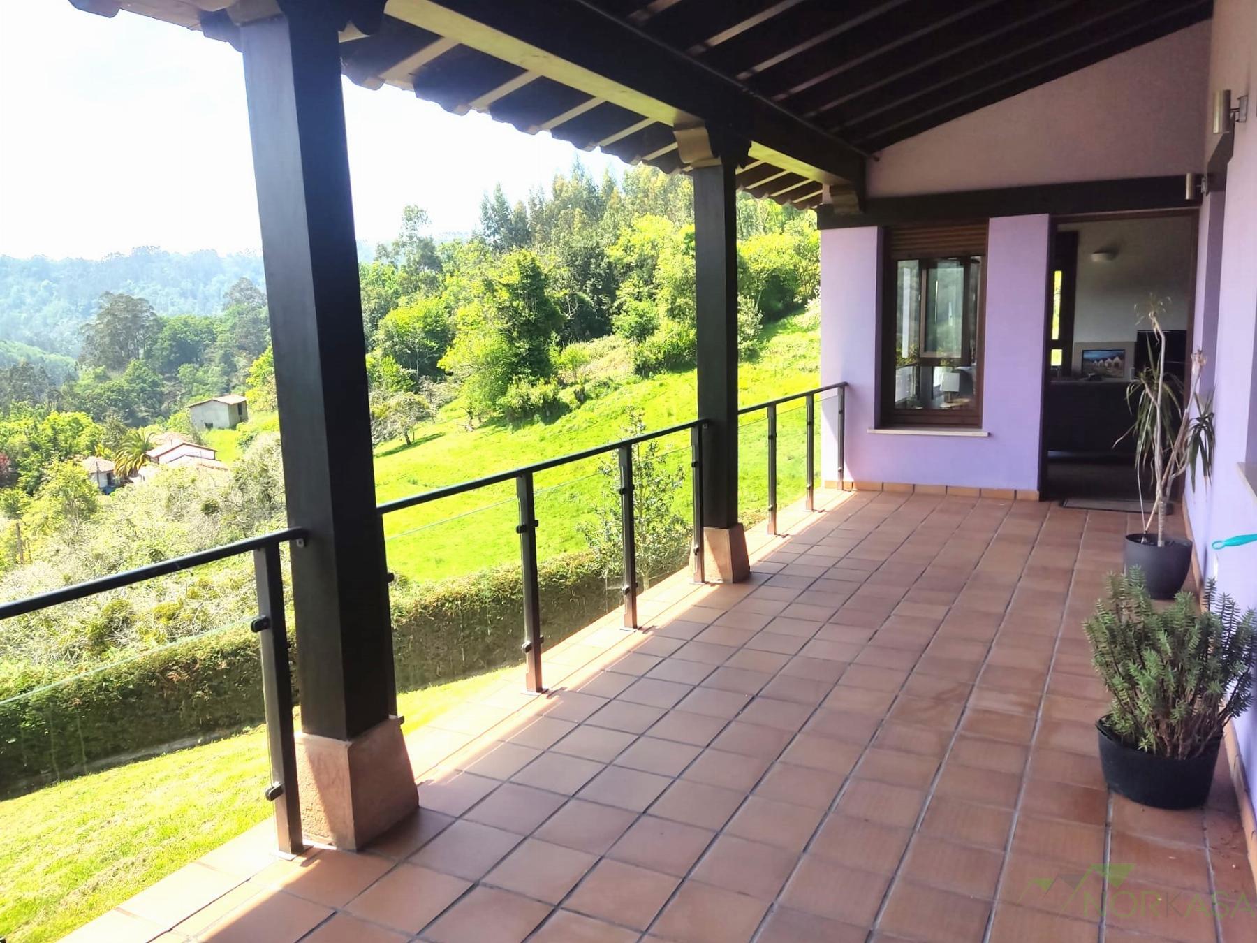 Venta de chalet en Cabranes