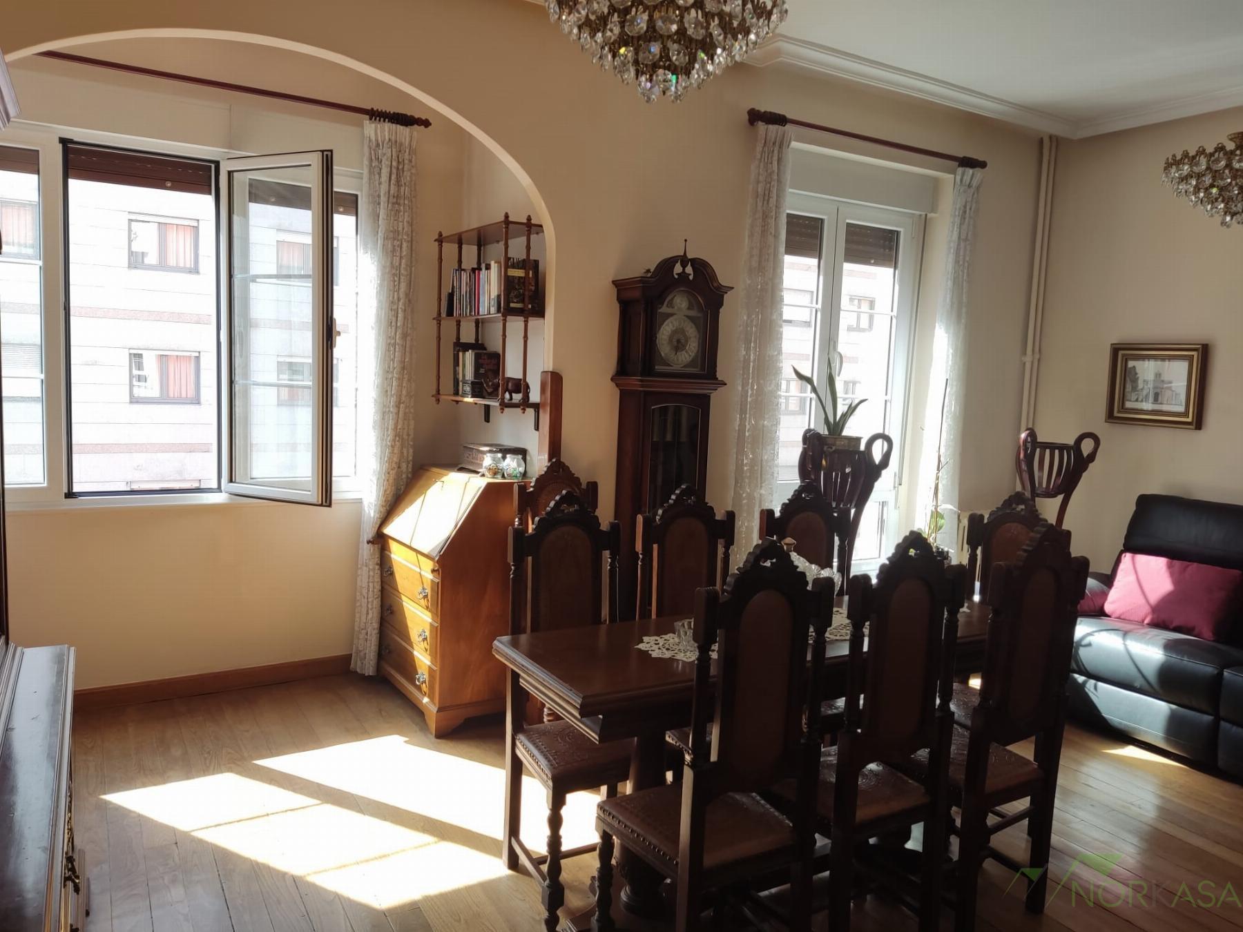 Venta de piso en Oviedo