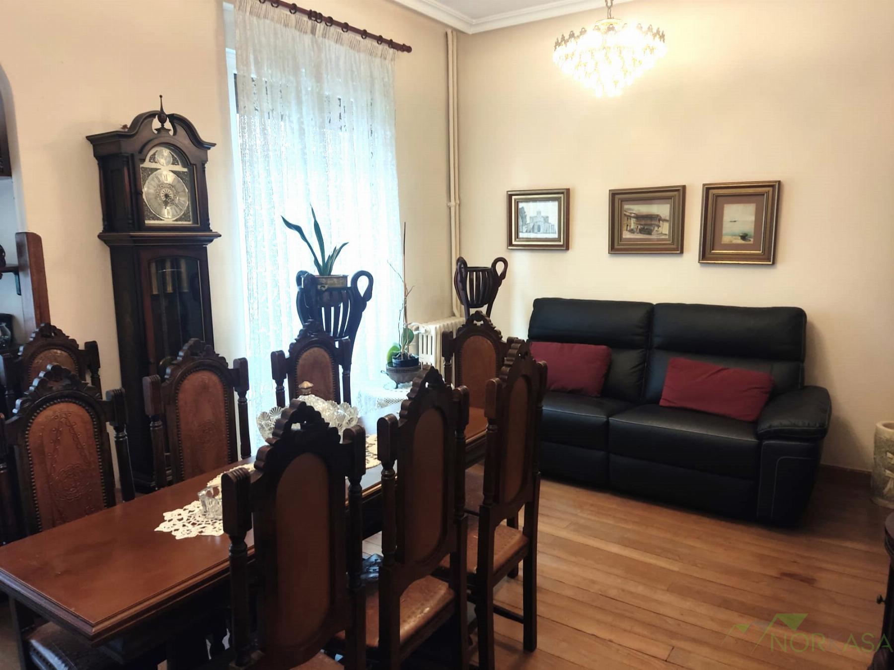 Venta de piso en Oviedo