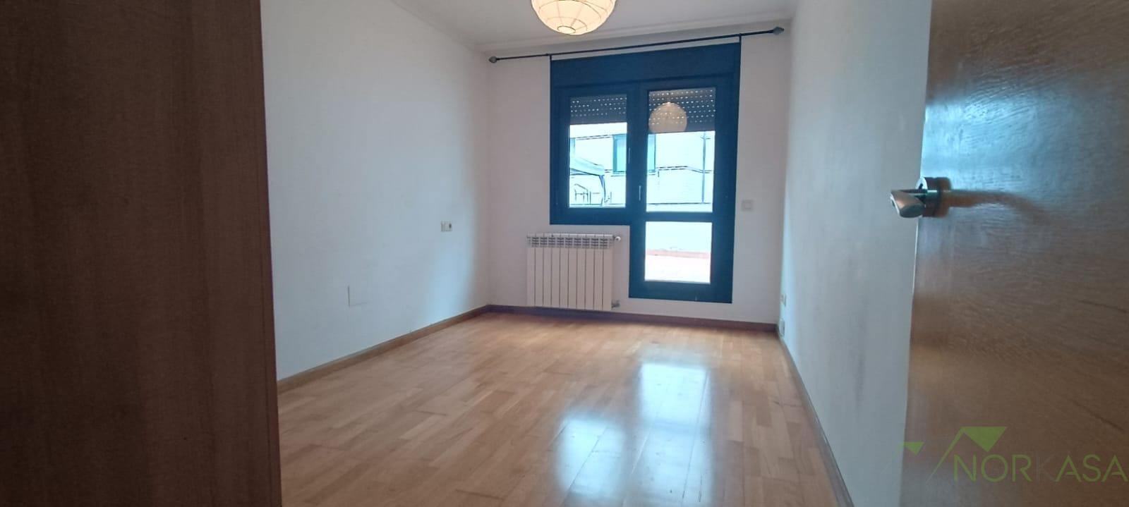 Venta de piso en Llanera