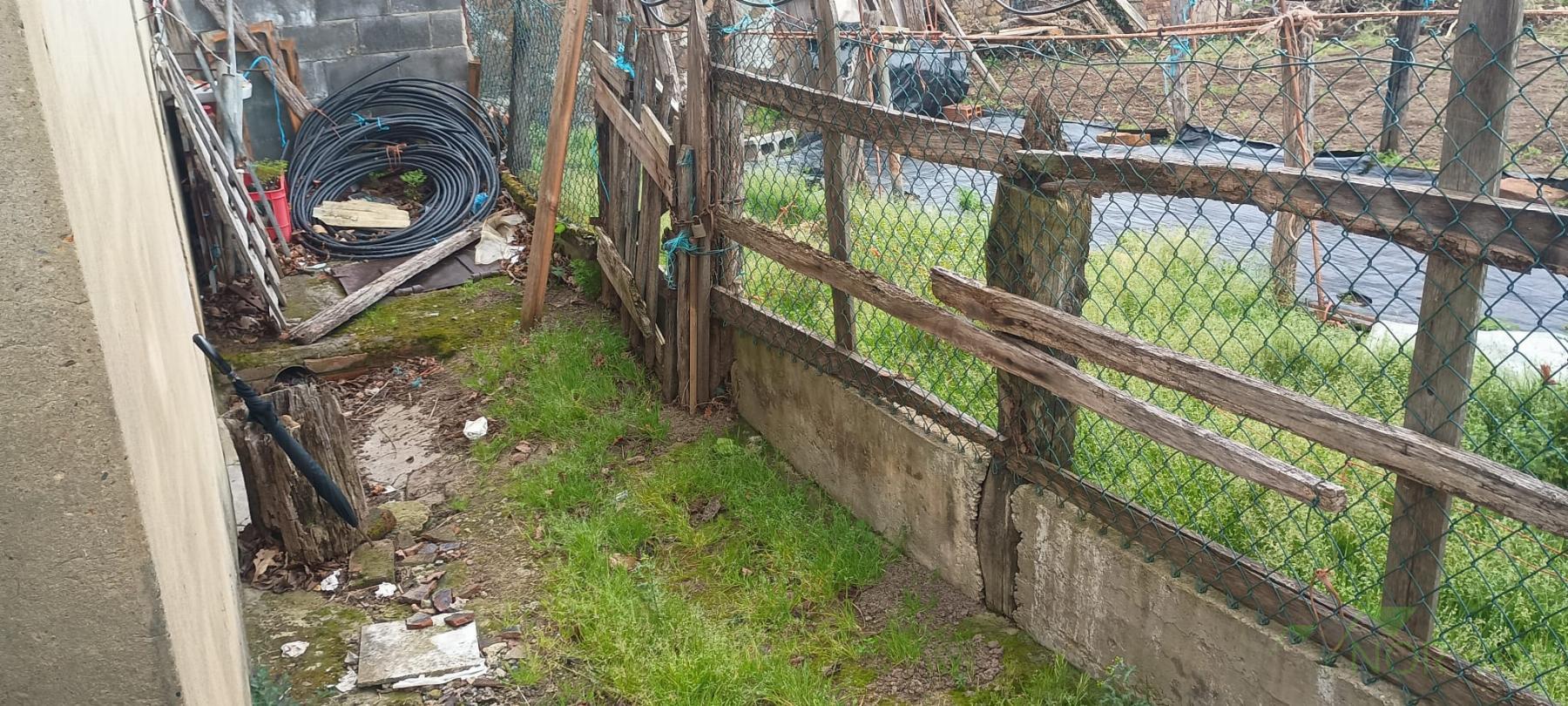 For sale of land in Mieres Concejo