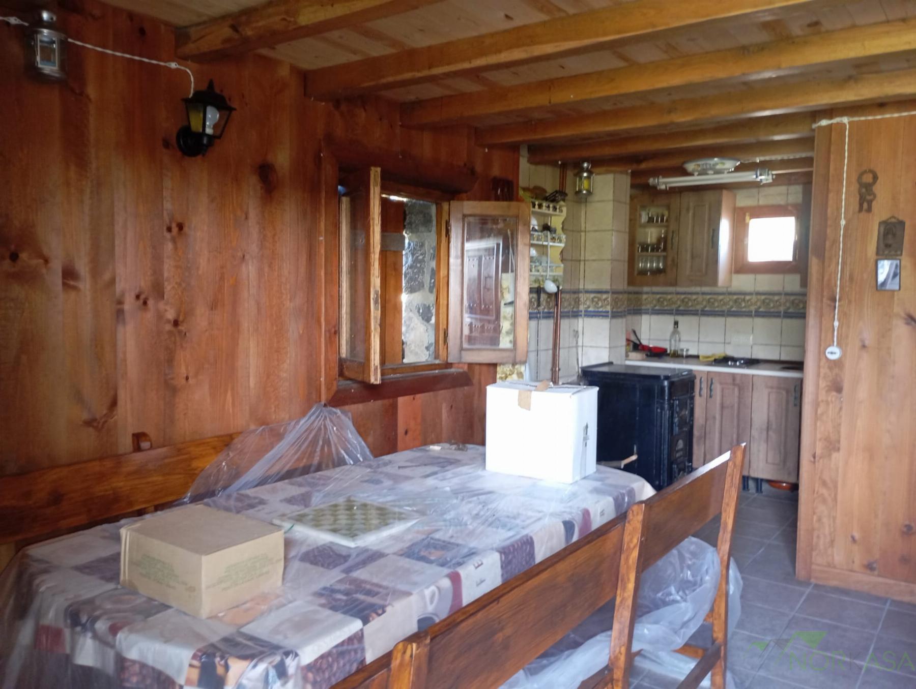 Venta de casa en Quirós