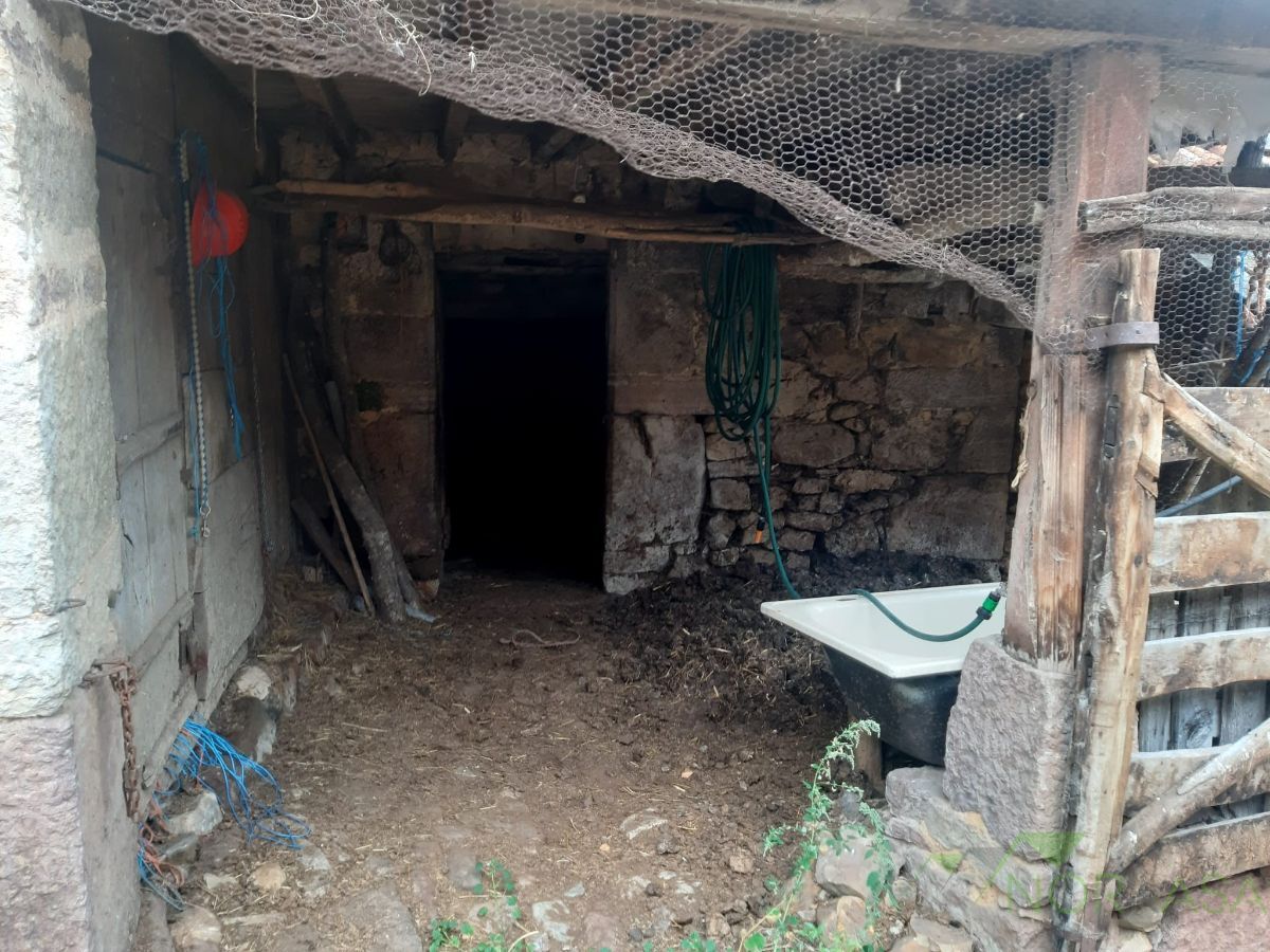 Venta de casa en Teverga