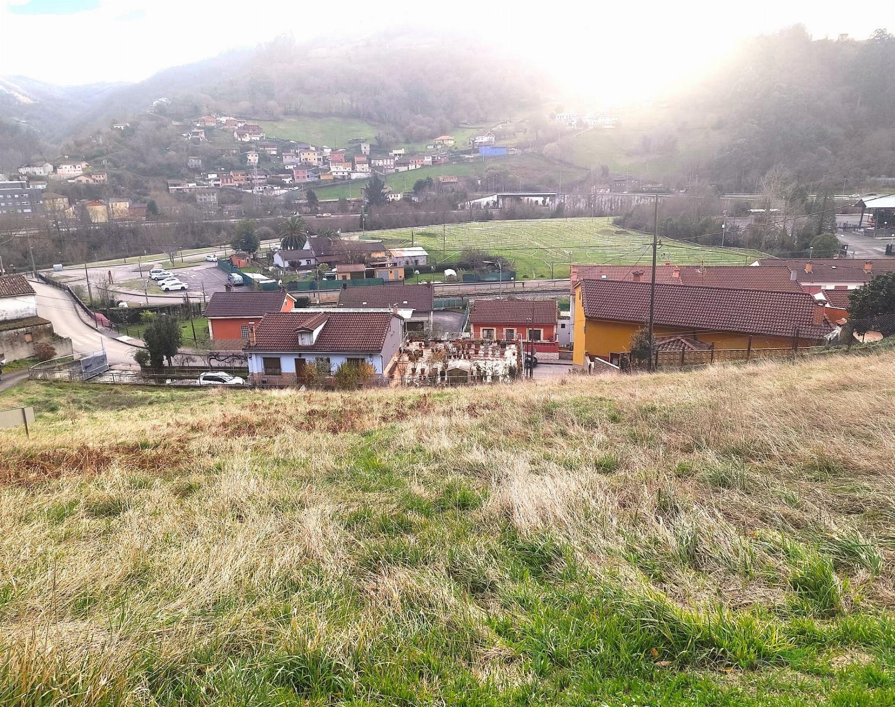 Venta de terreno en San Martín del Rey Aurelio