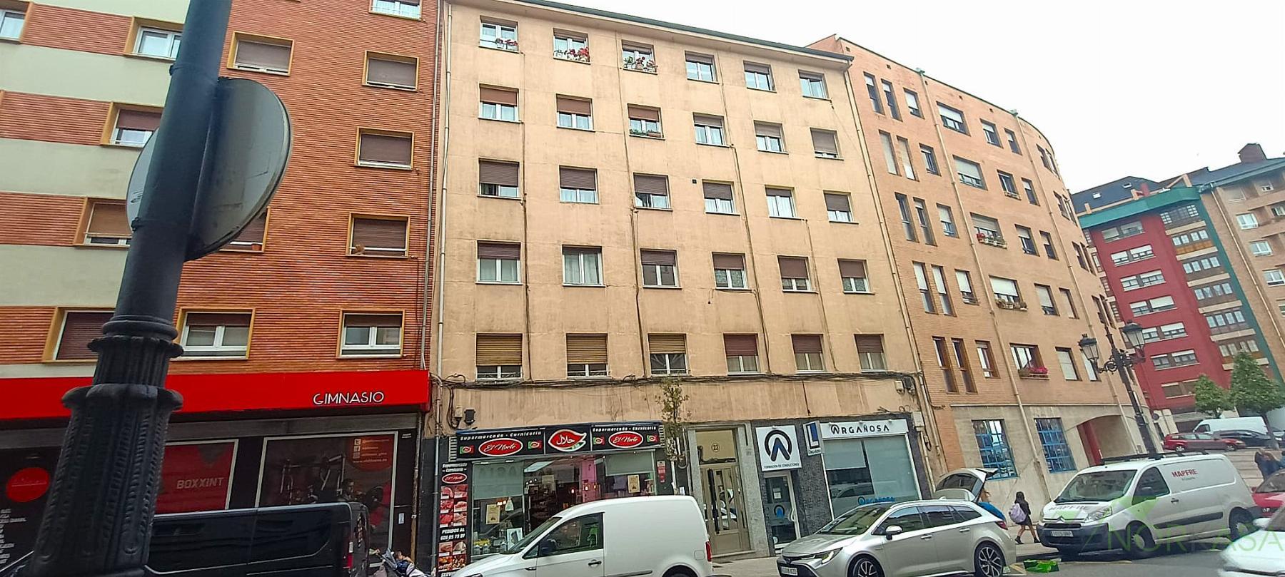 Venta de piso en Oviedo