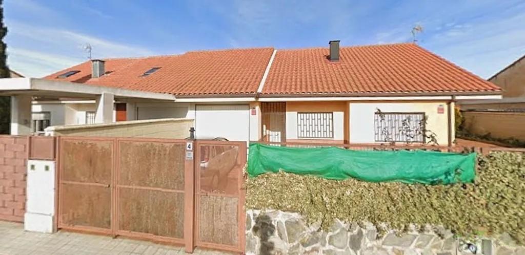 Venta de casa en Novés