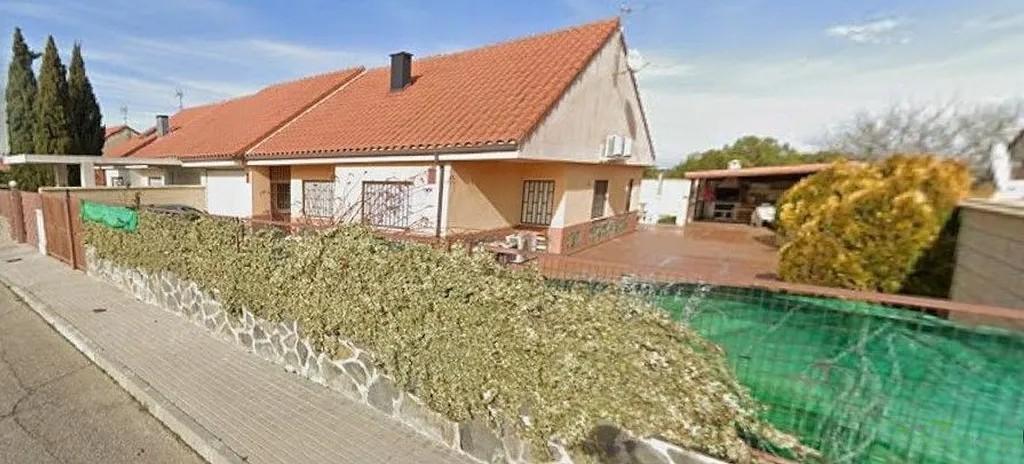 Venta de casa en Novés