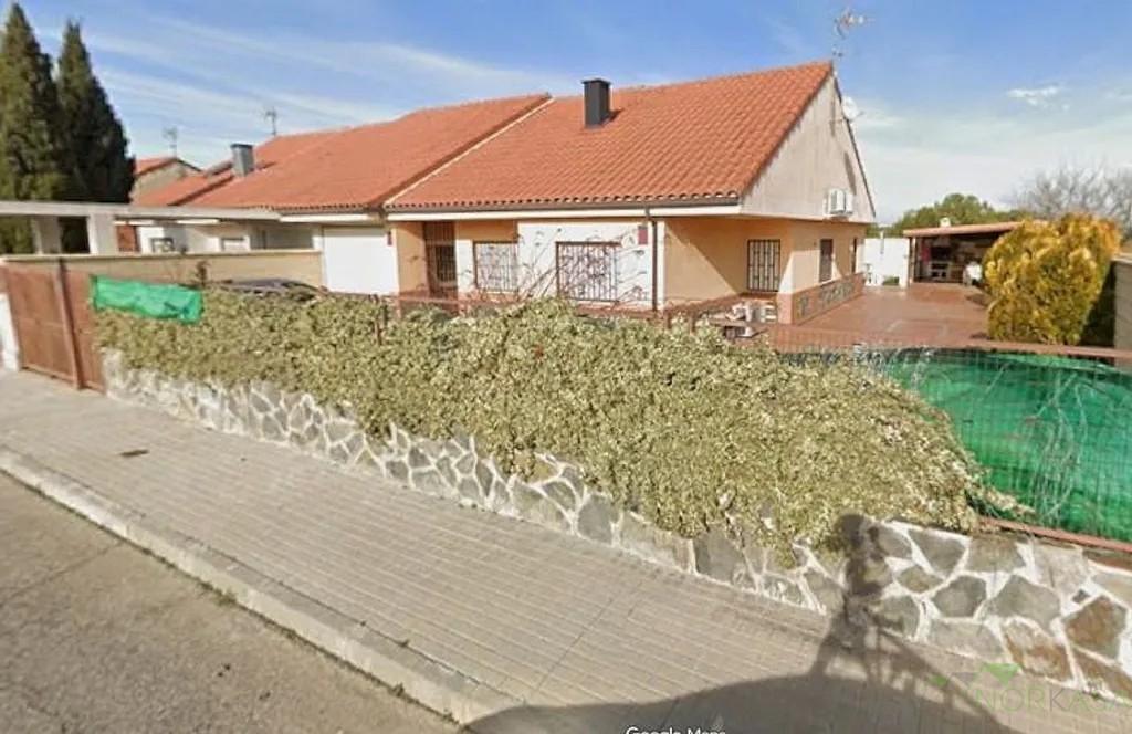 Venta de casa en Novés