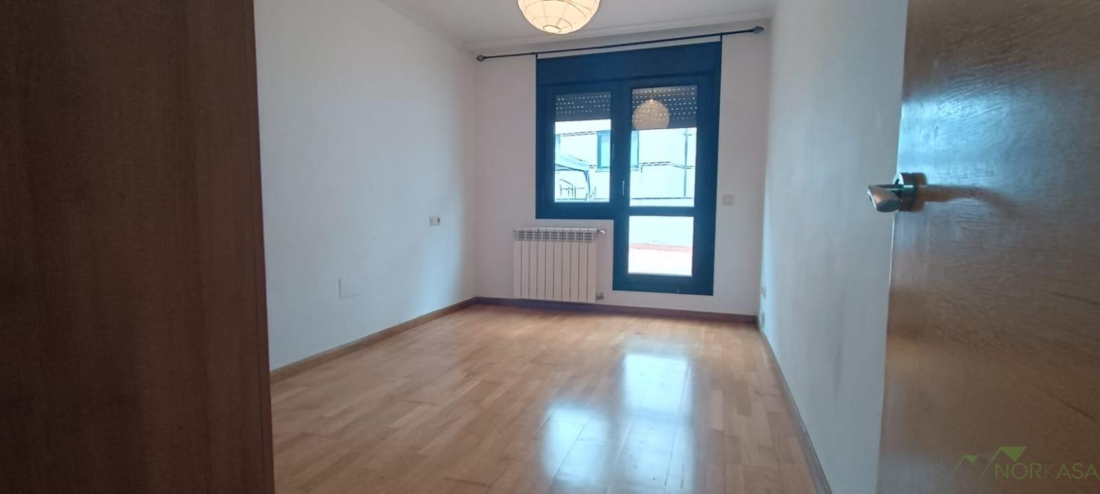 Venta de piso en Llanera