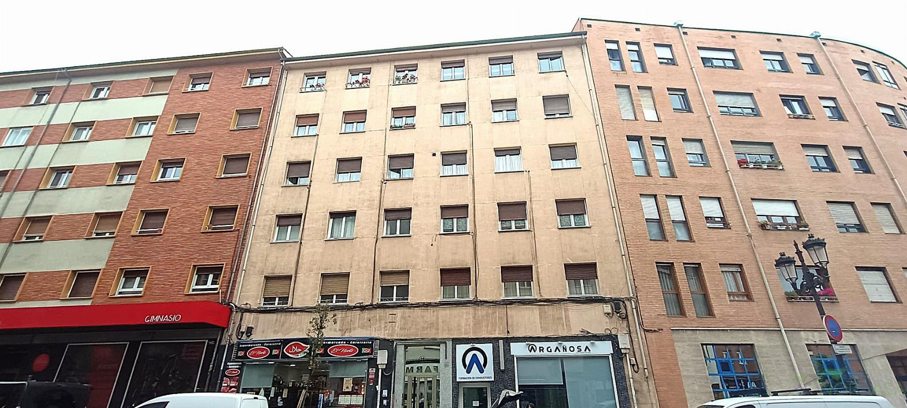 Venta de piso en Oviedo