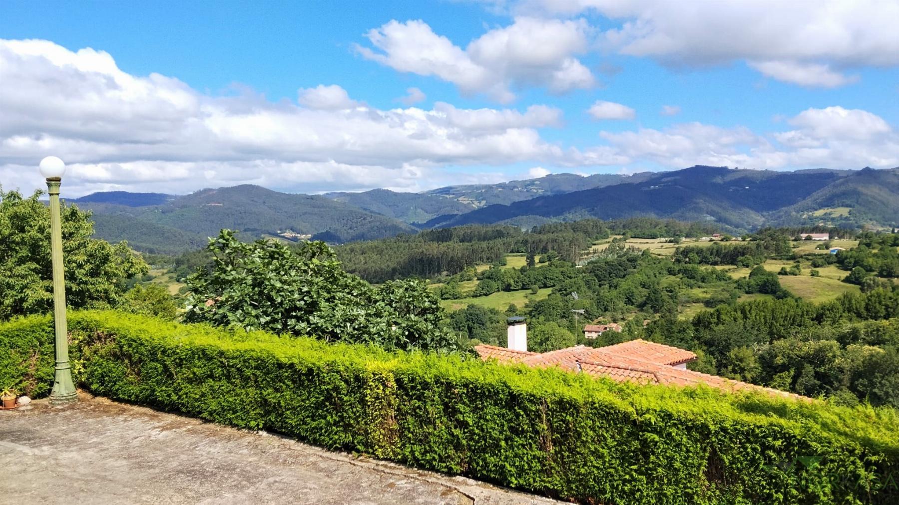 Venta de chalet en Pravia