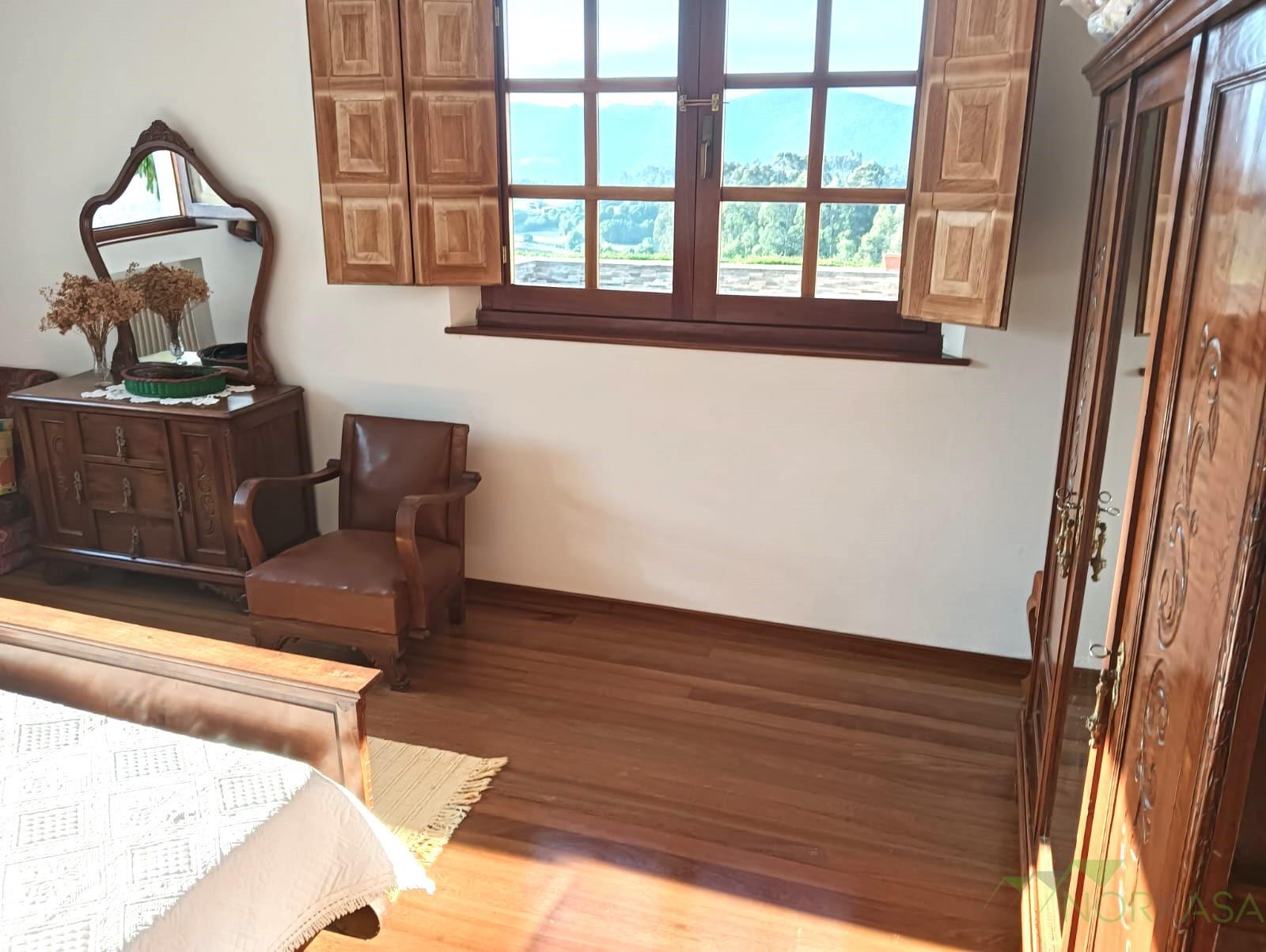 Venta de chalet en Pravia