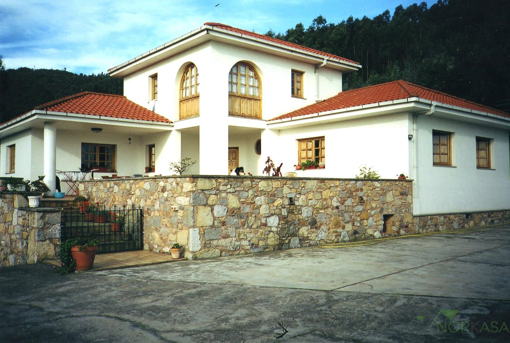 Venta de chalet en Pravia