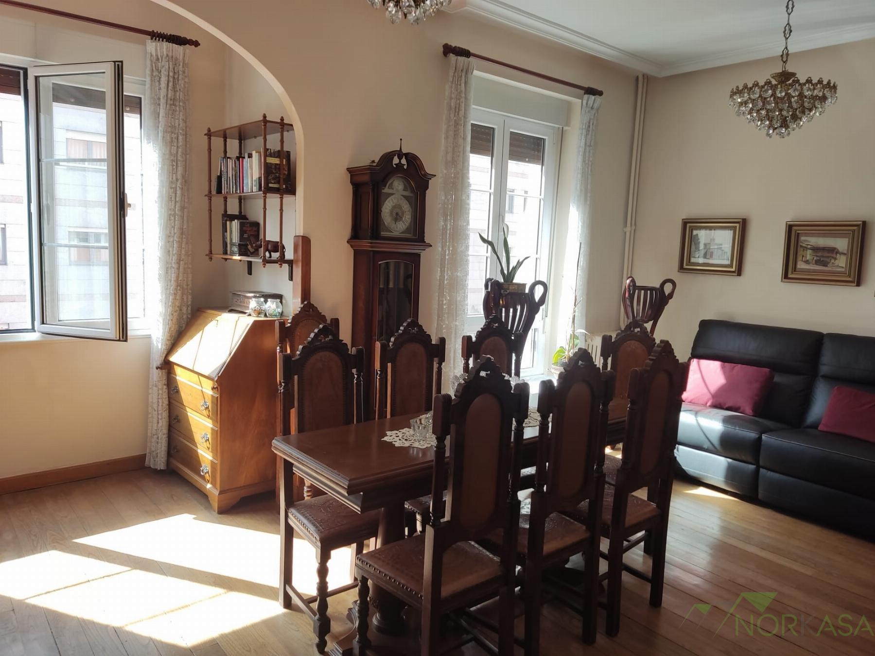 Venta de piso en Oviedo