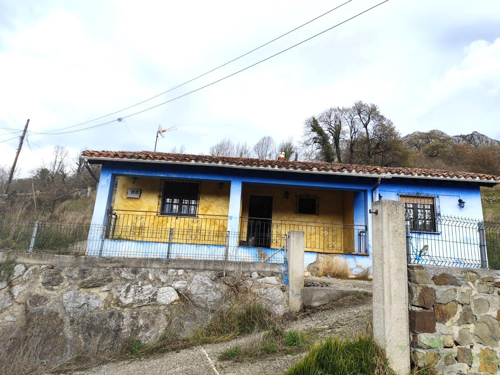Venta de casa en Quirós