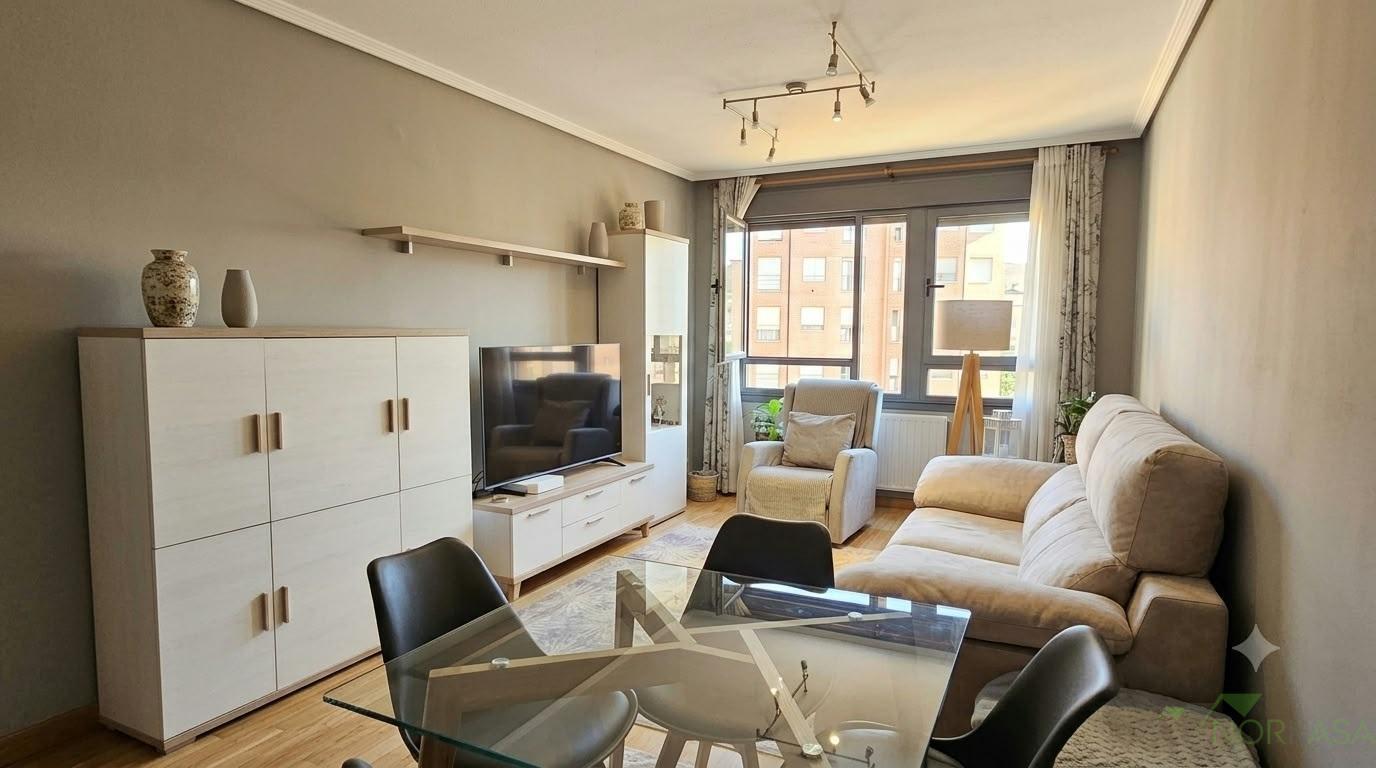 Venta de piso en Oviedo