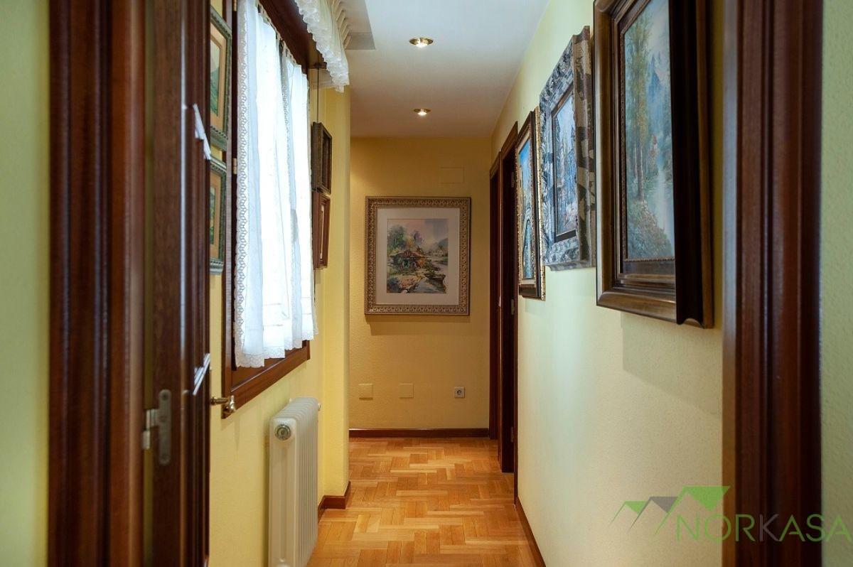 For sale of duplex in Oviedo