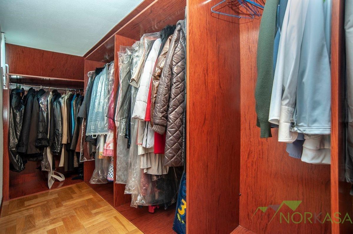 For sale of duplex in Oviedo