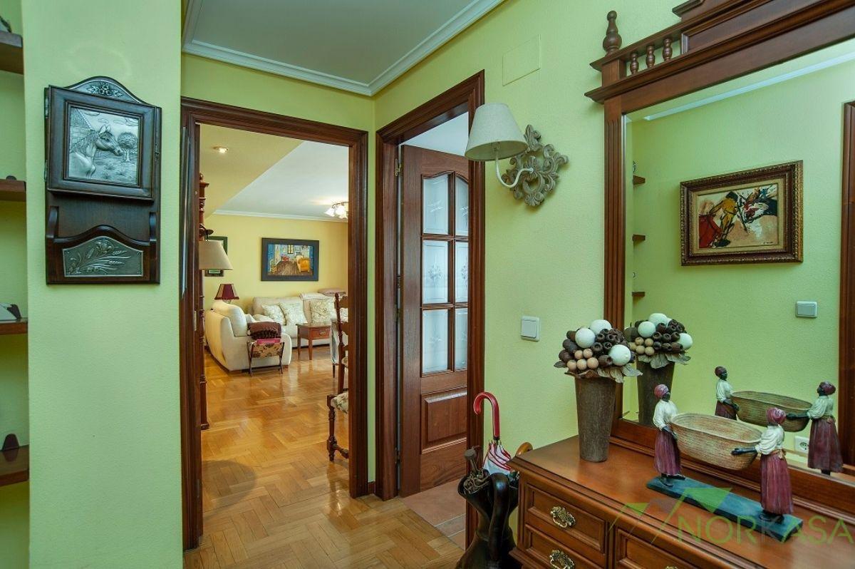 For sale of duplex in Oviedo