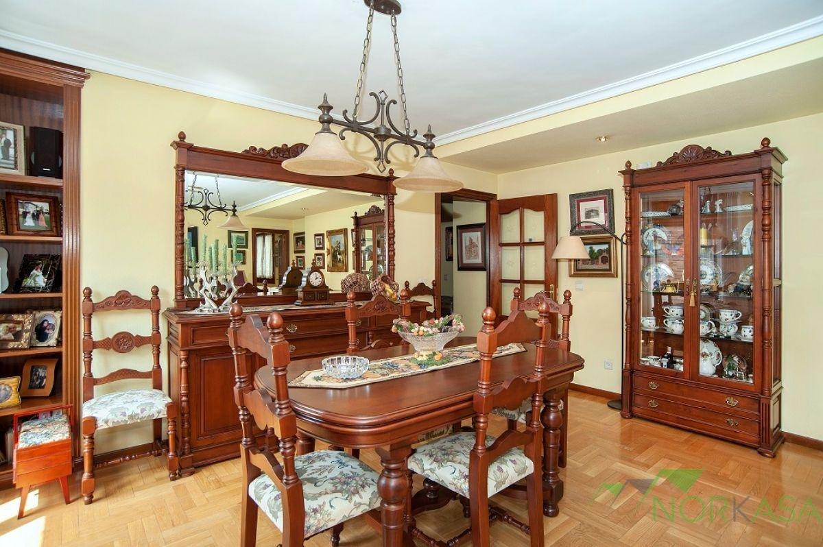 For sale of duplex in Oviedo
