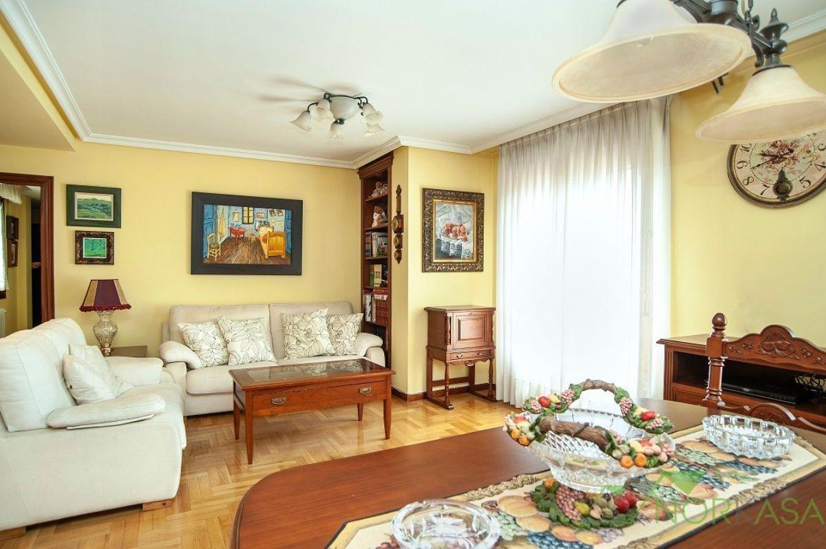 For sale of duplex in Oviedo