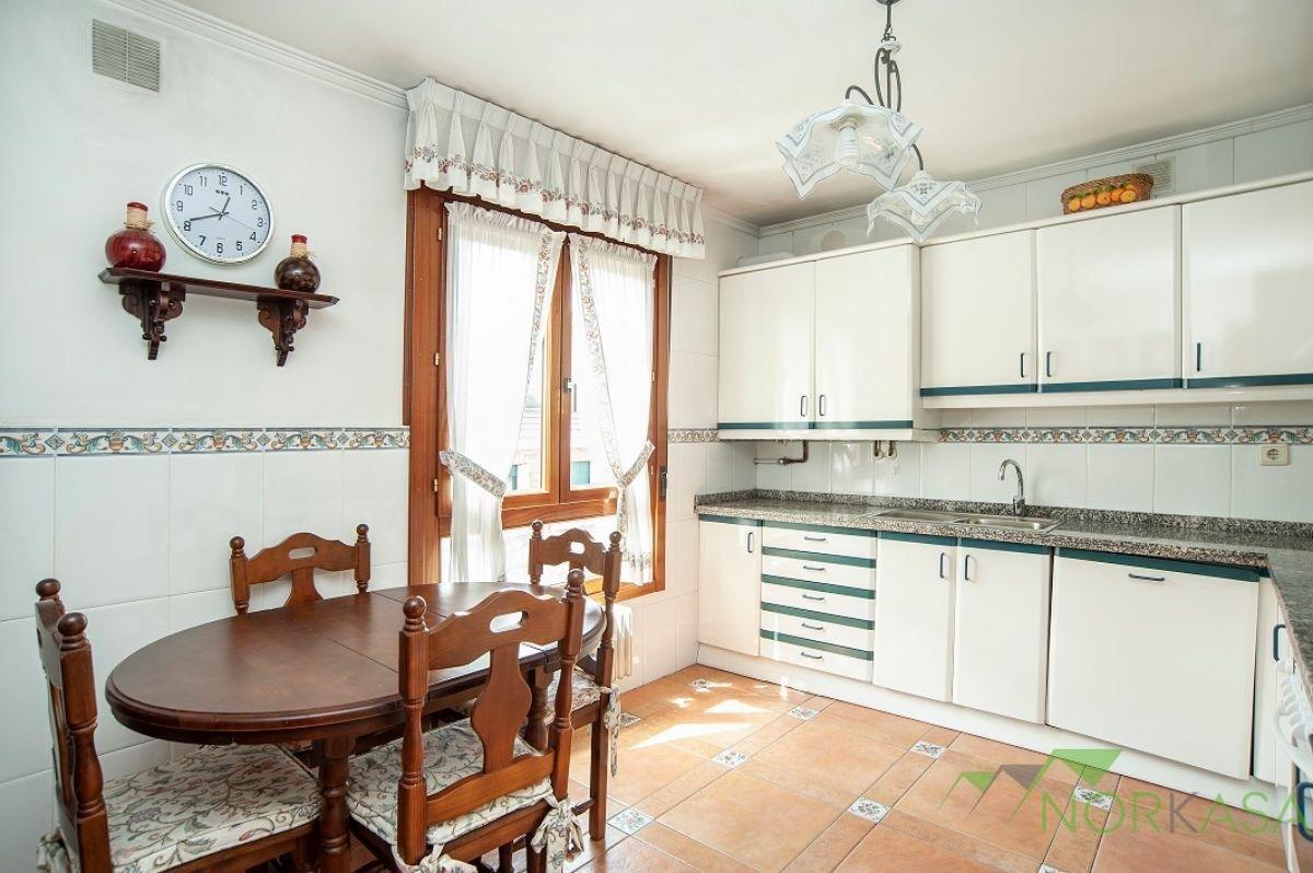 For sale of duplex in Oviedo