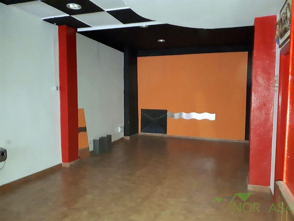 For sale of commercial in Oviedo