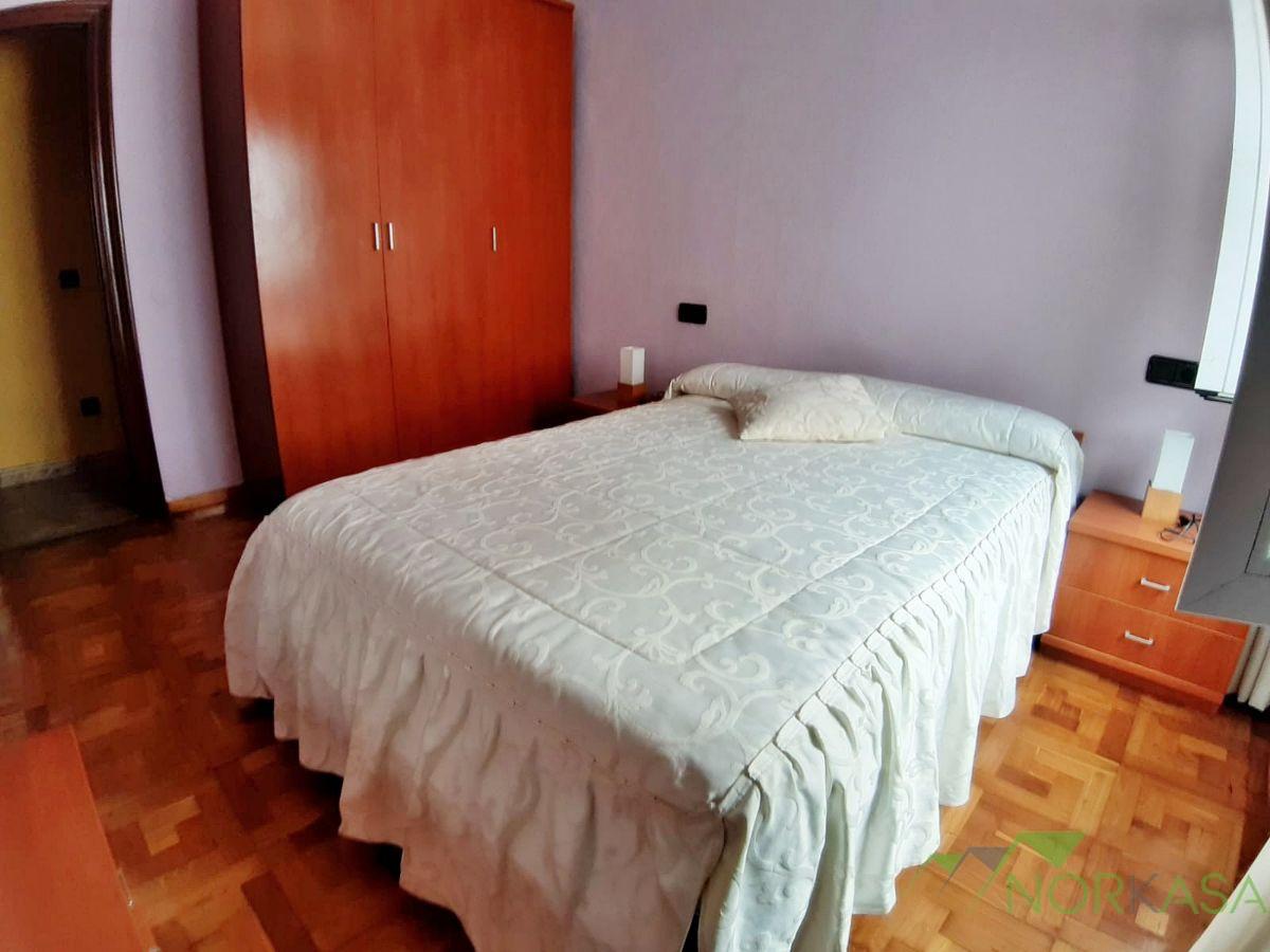 For sale of flat in Oviedo