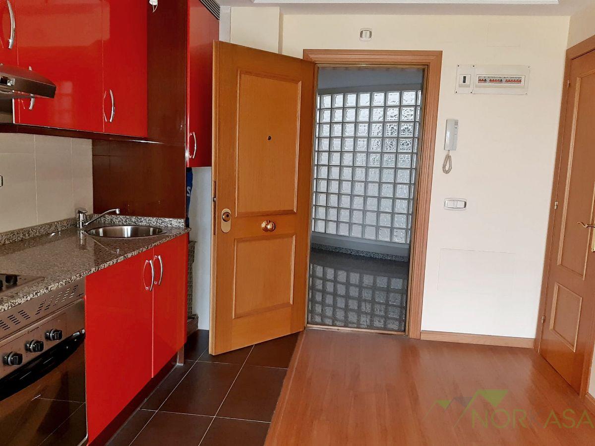 For sale of apartment in Oviedo