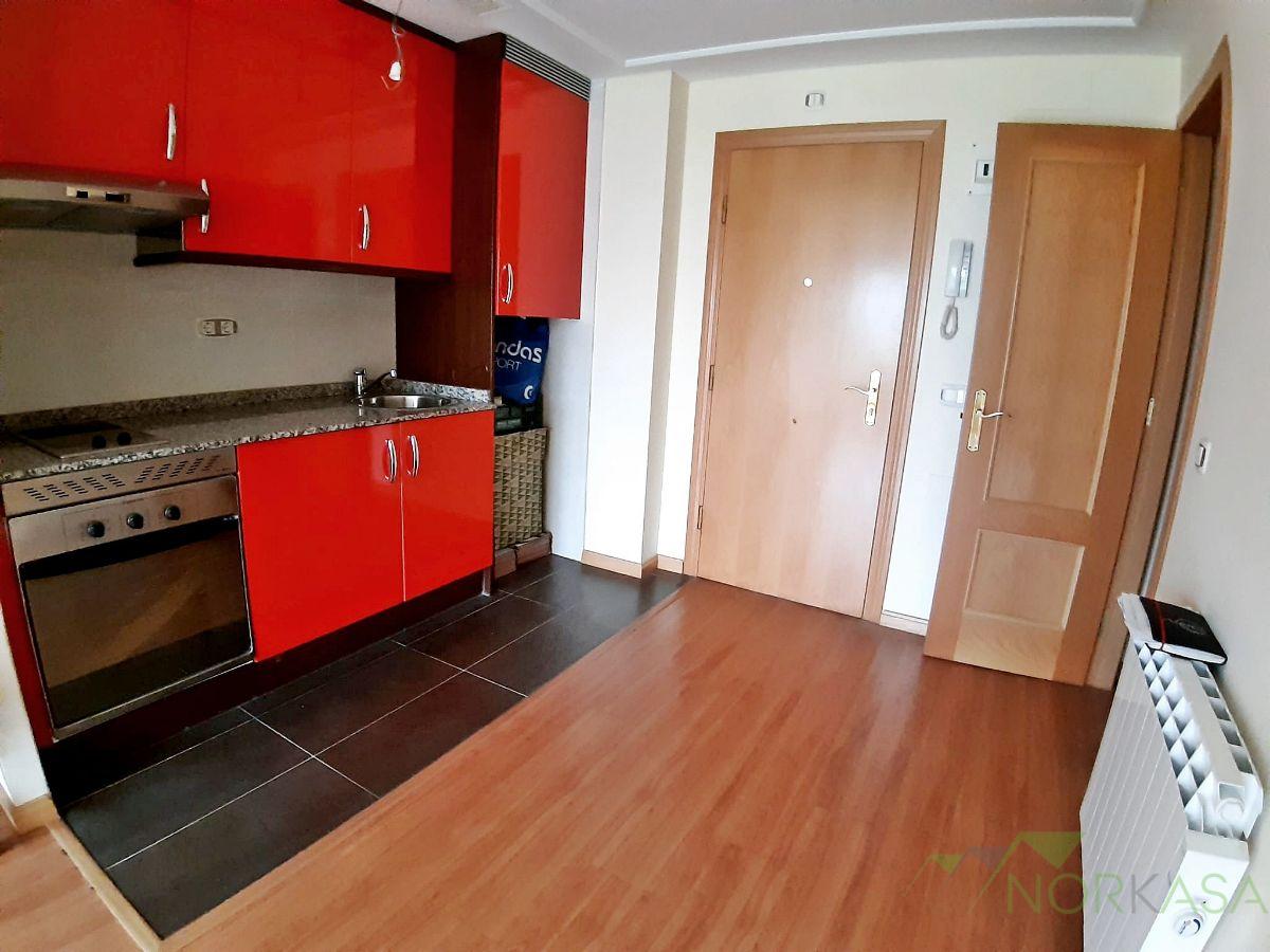 For sale of apartment in Oviedo