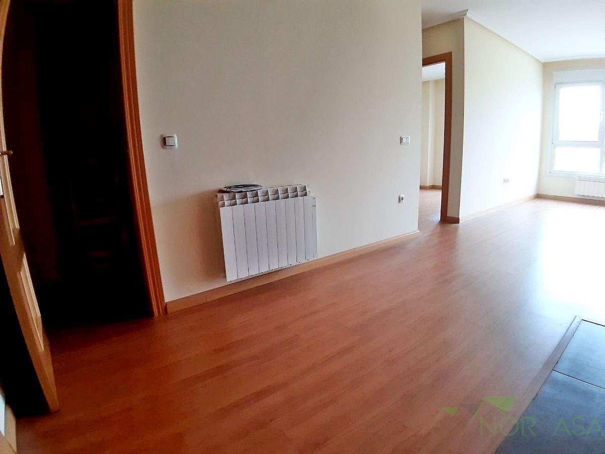For sale of apartment in Oviedo