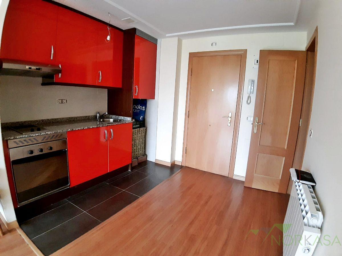 For sale of apartment in Oviedo