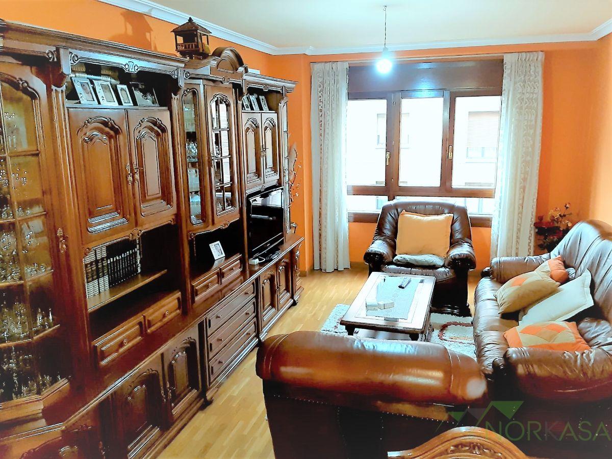 For sale of flat in Oviedo