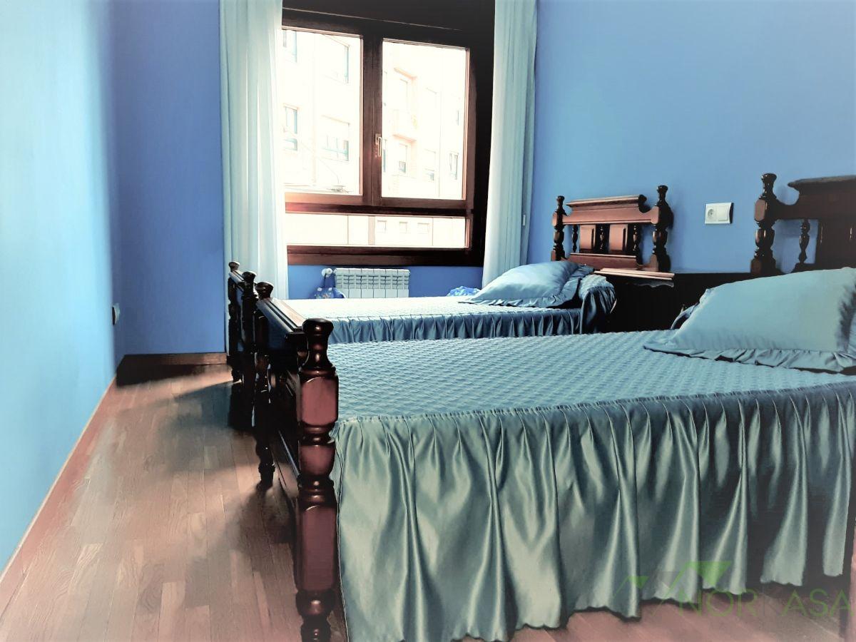 For sale of flat in Oviedo