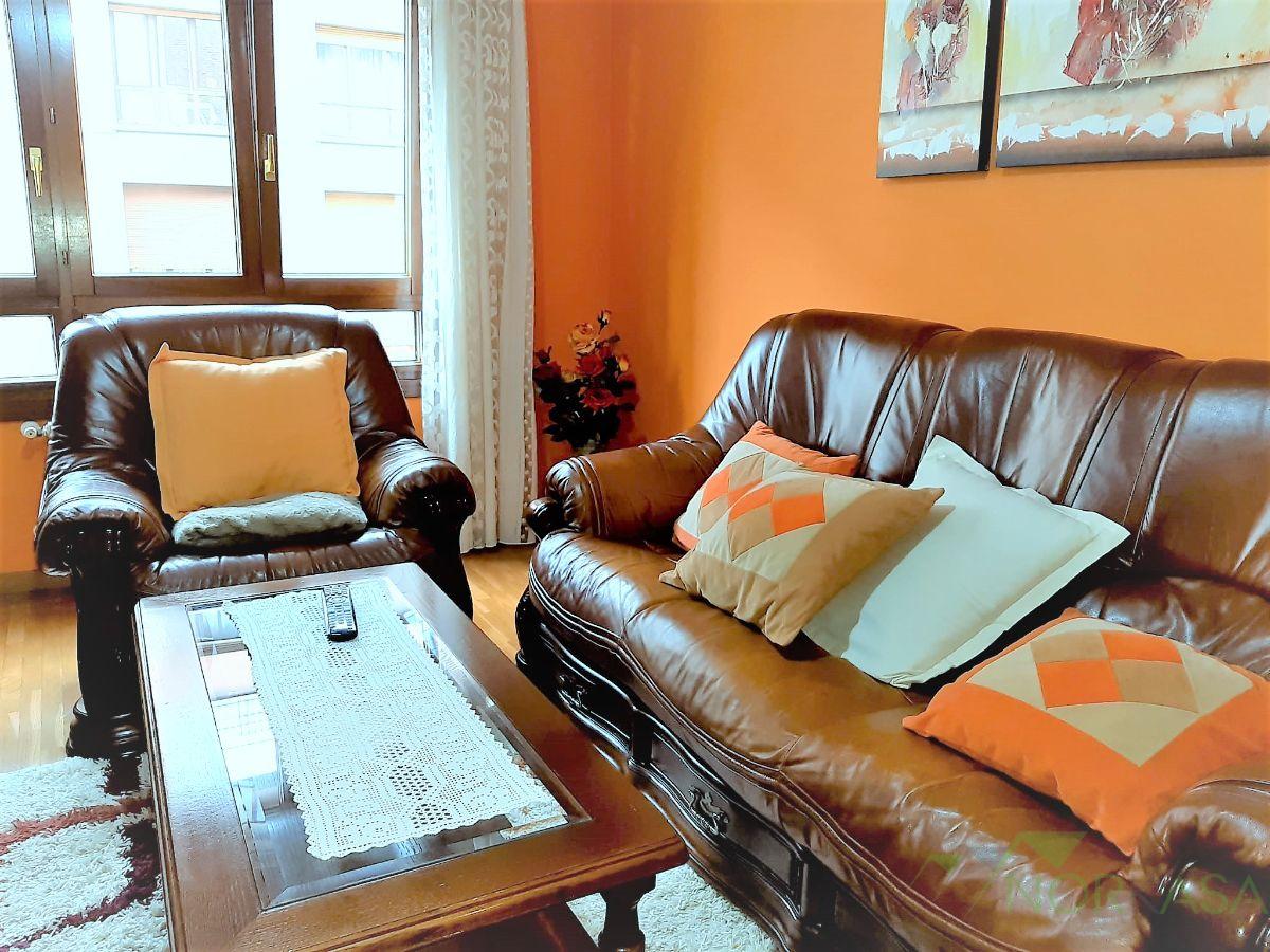 For sale of flat in Oviedo
