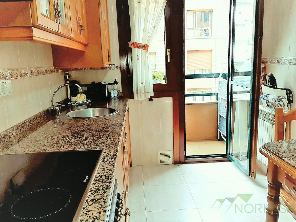 For sale of flat in Oviedo