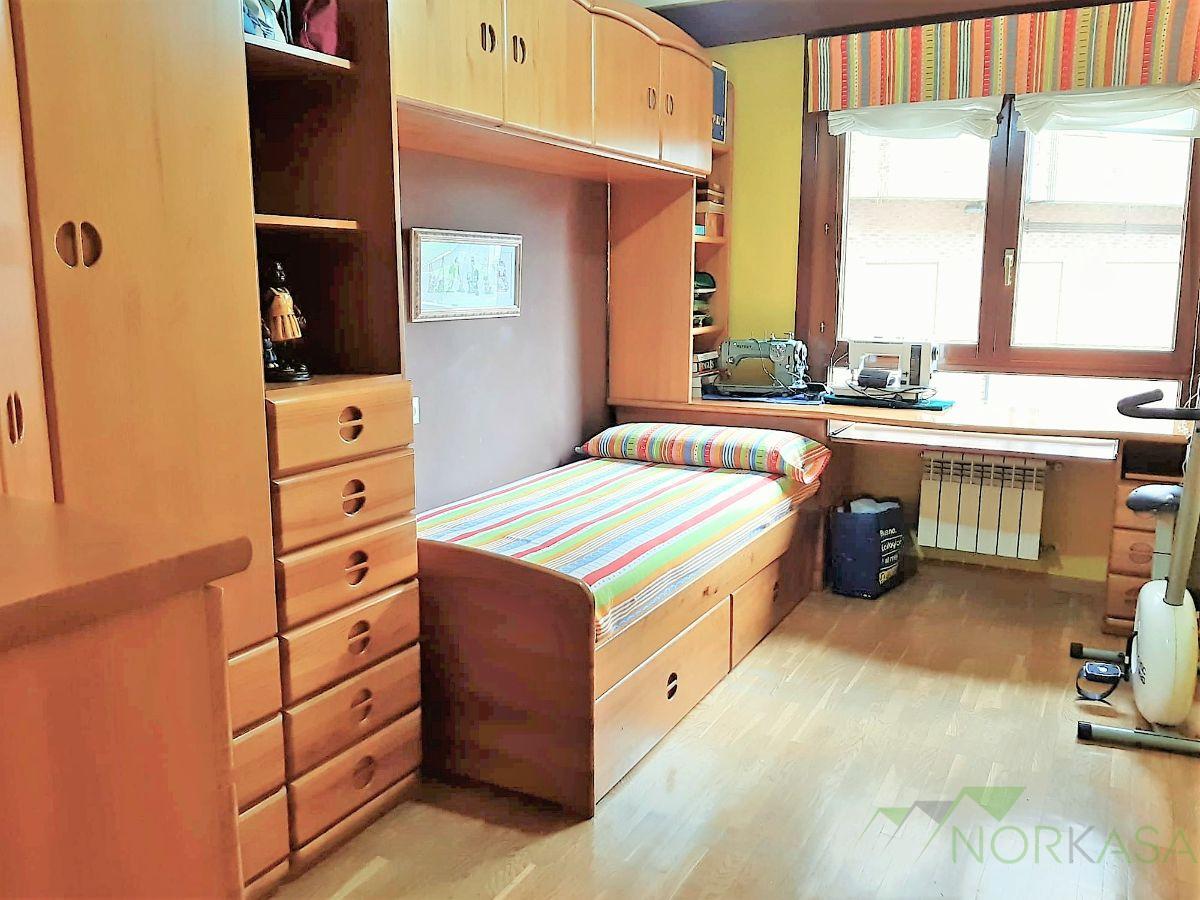 For sale of flat in Oviedo