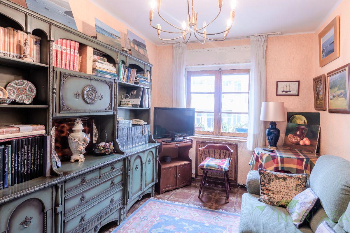 For sale of flat in Oviedo