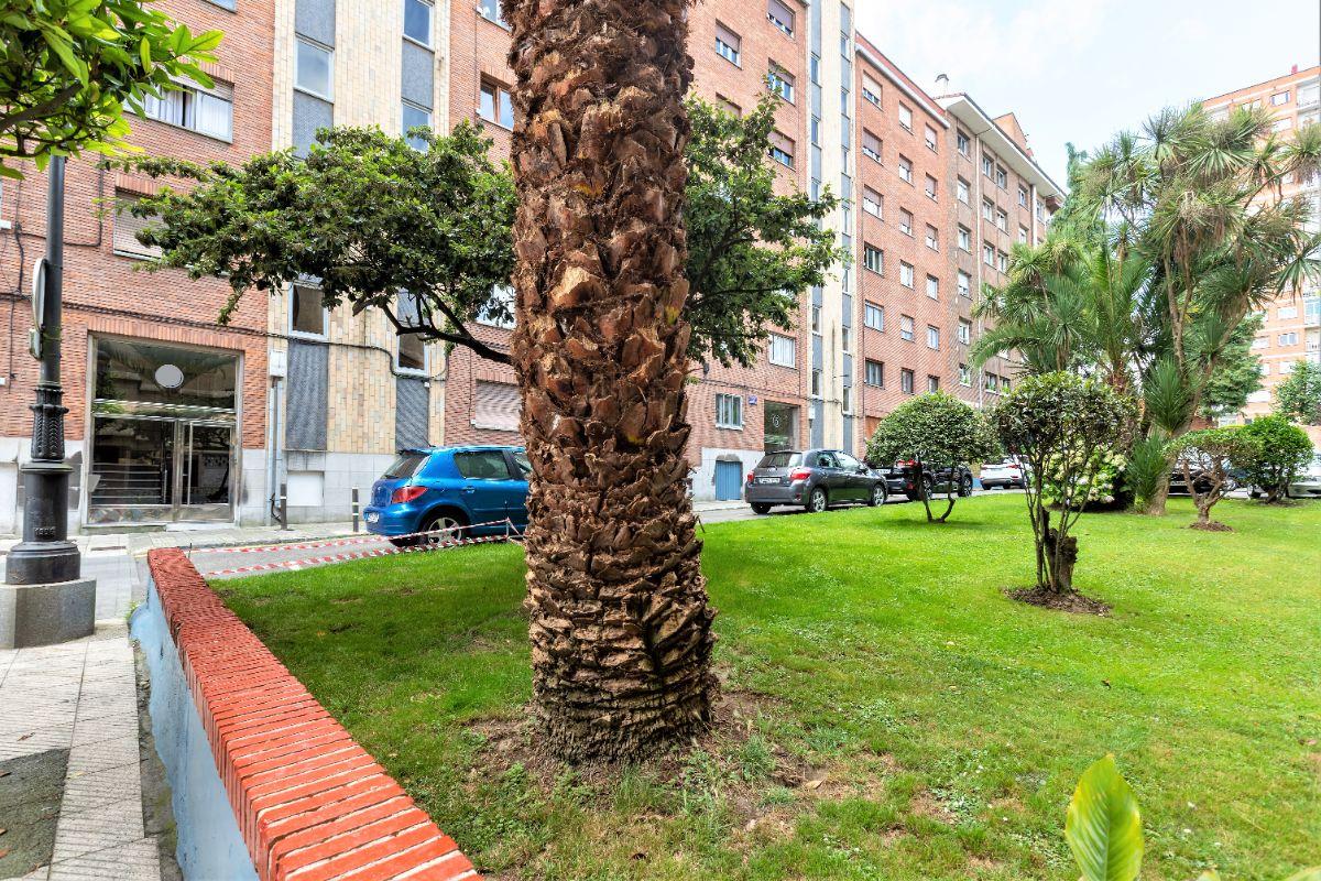 For sale of flat in Oviedo