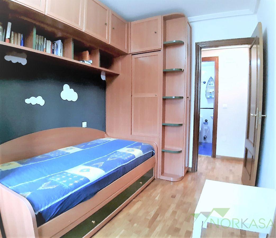 For sale of flat in Oviedo
