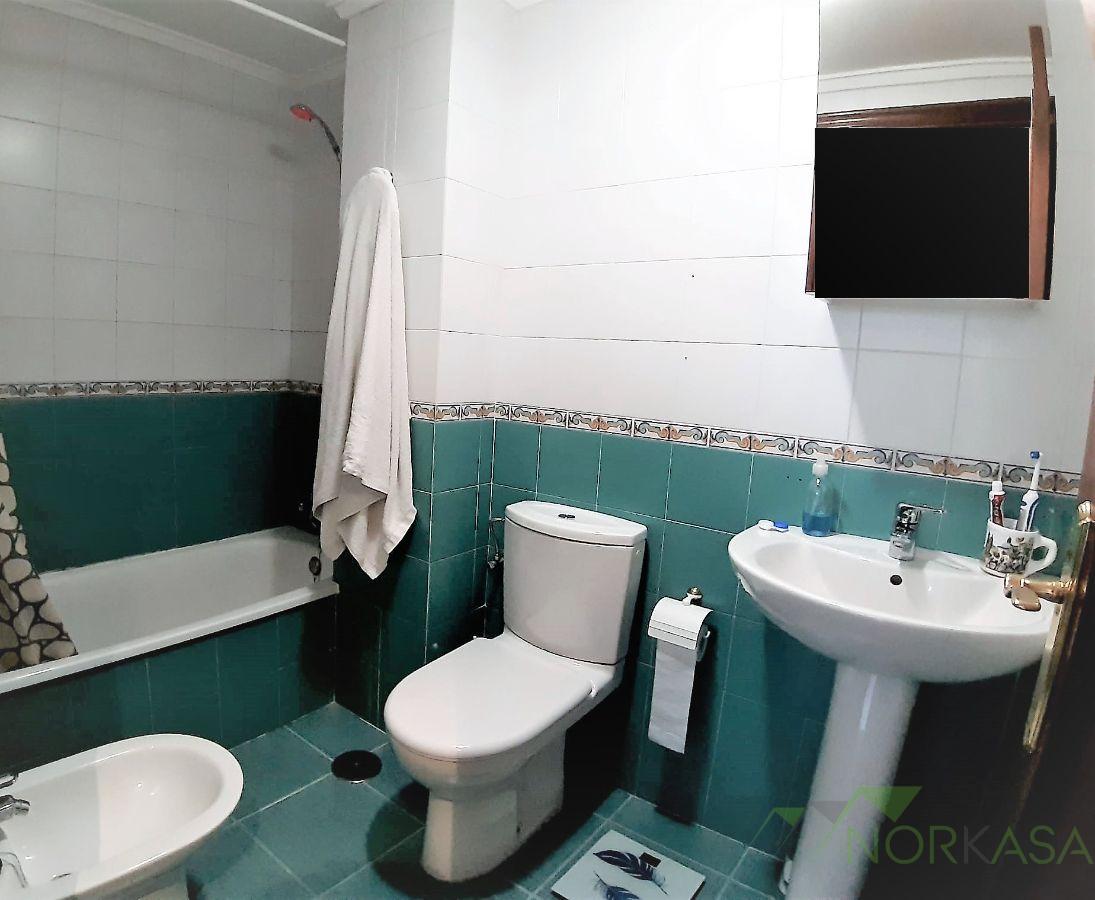 For sale of flat in Oviedo