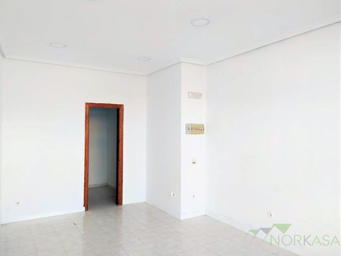 Venta de local en Oviedo