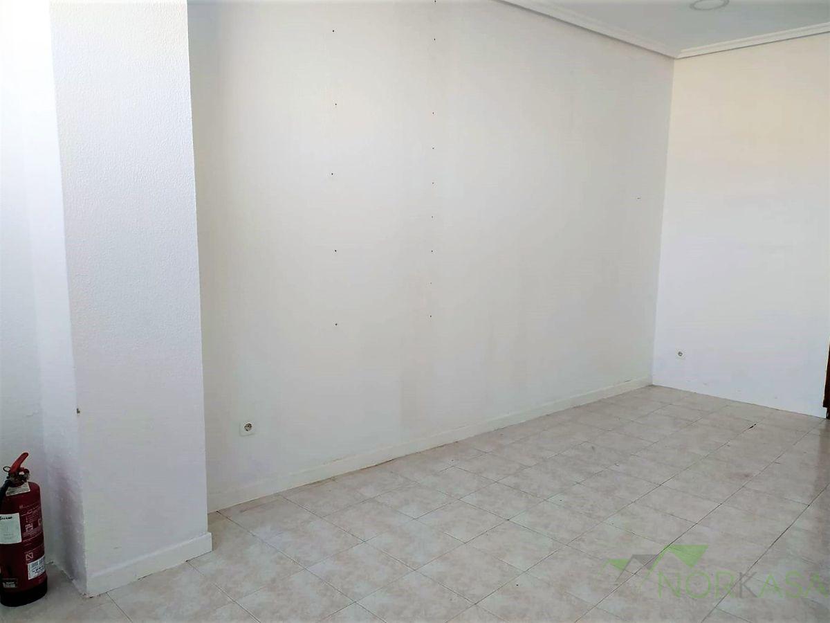 Venta de local en Oviedo