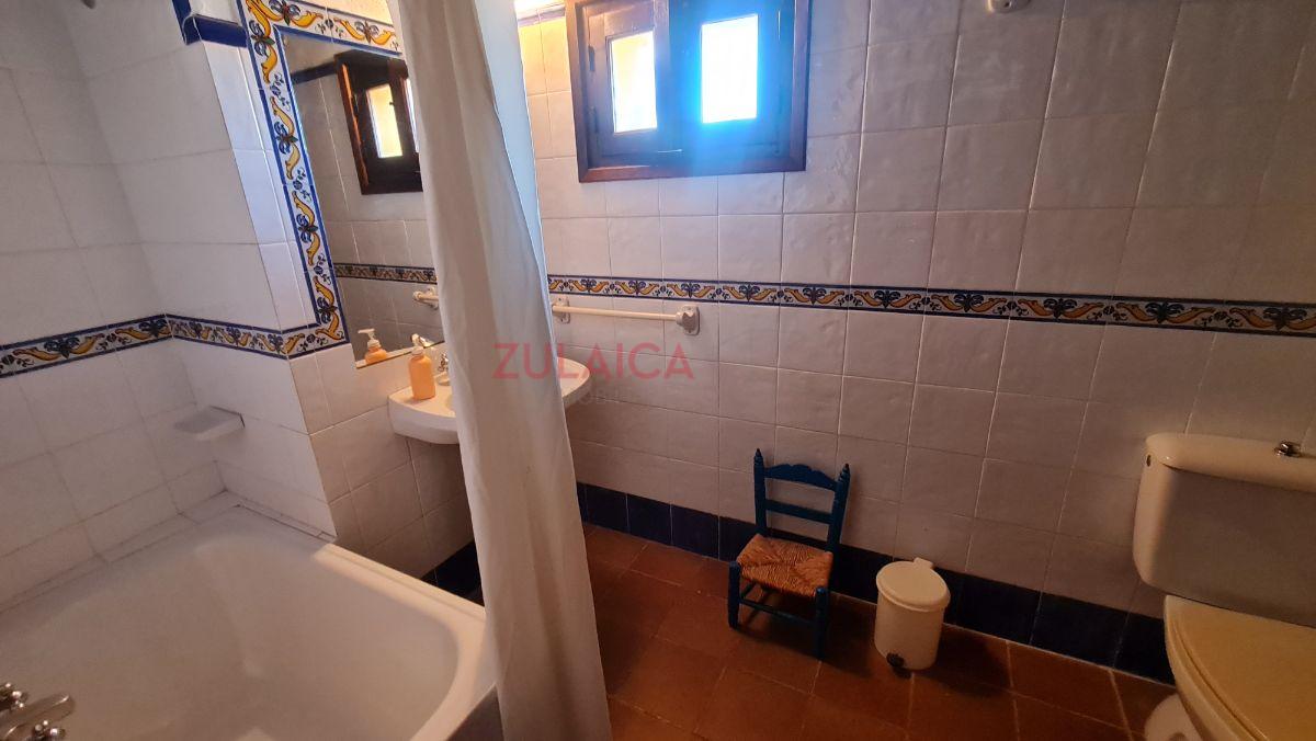 For sale of house in El Burgo