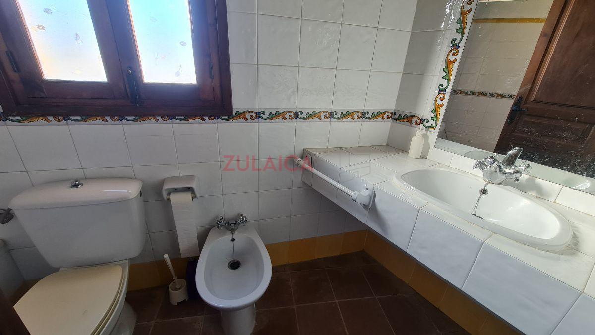 For sale of house in El Burgo